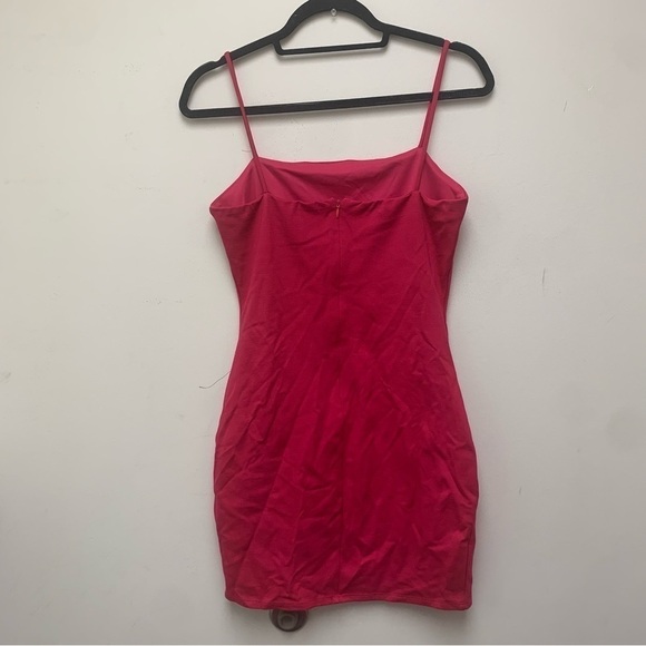 NWT Lulu’s Flaunt It Magneta BodyCon Dress - Picture 12 of 14